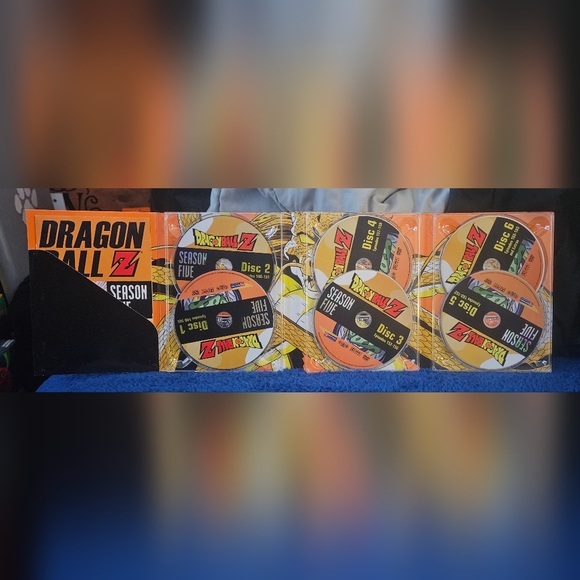 DVD'S and Blu-ray movies and cartoons - Picture 5 of 16